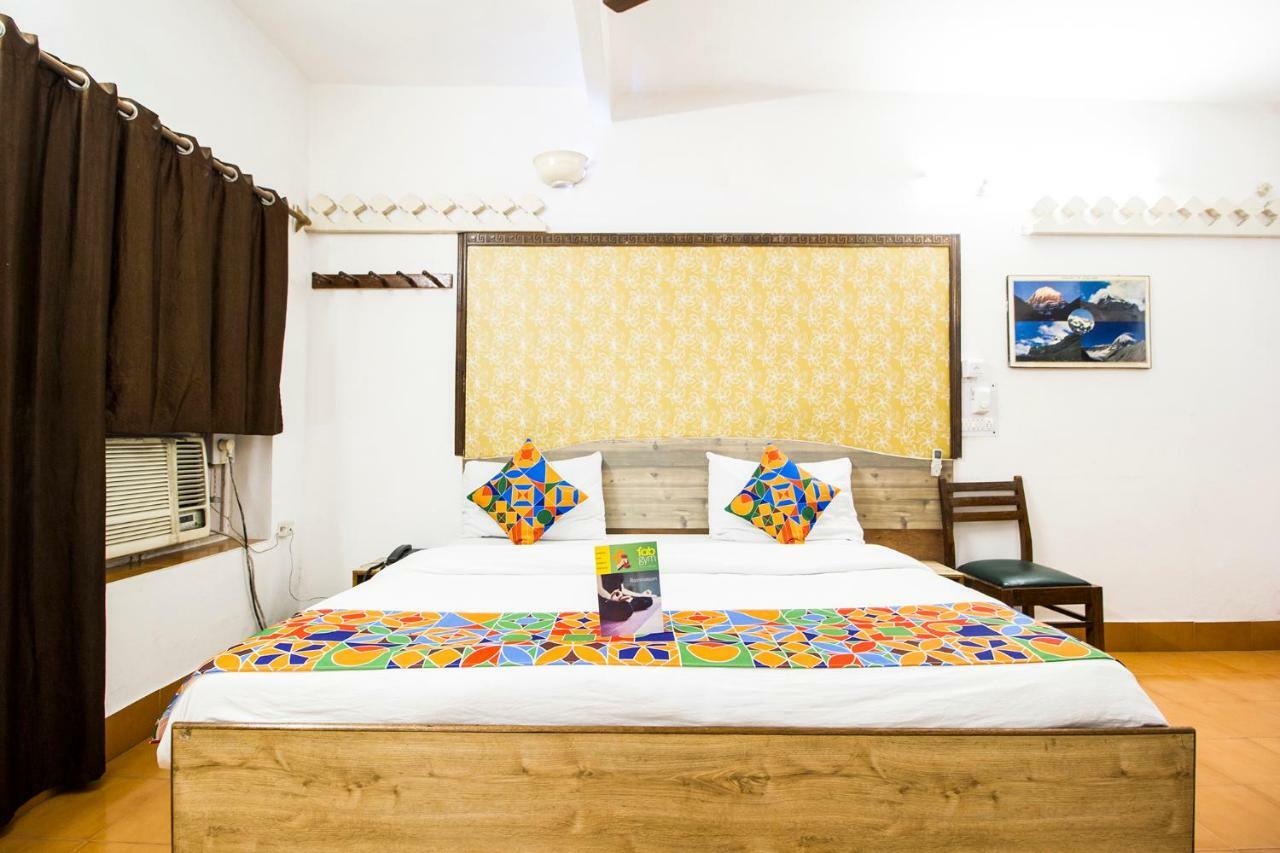 Hotel Ashrey Dehradun Zewnętrze zdjęcie