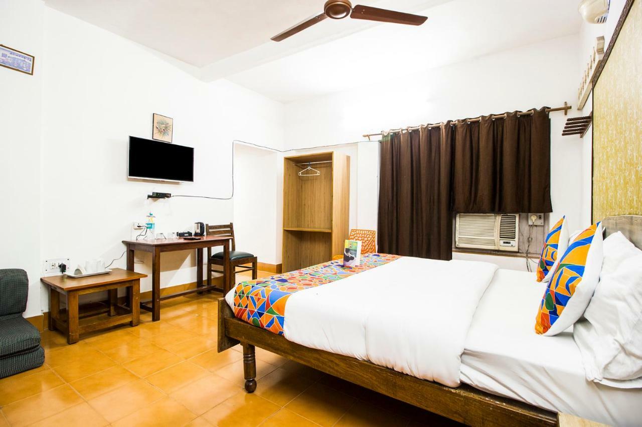 Hotel Ashrey Dehradun Zewnętrze zdjęcie